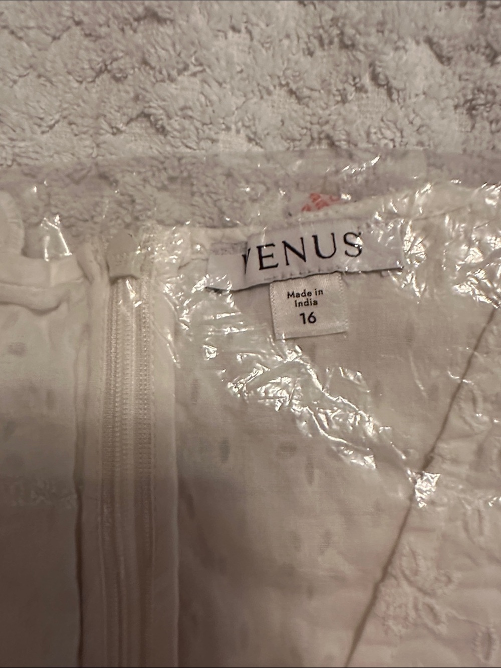 VENUS White Textured Cotton Throw